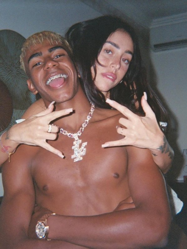 刚买1050万豪宅😢每体曾称亚马尔准备和女友同居，如今双方分