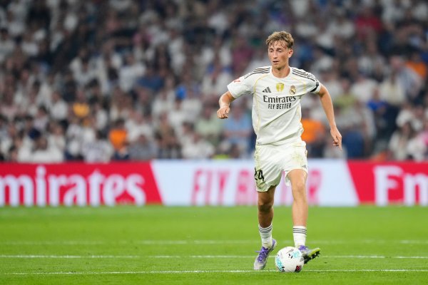 科贝：赫伊森肌群  不适缺战格鲁吉亚，今日检查确定是否退赛集